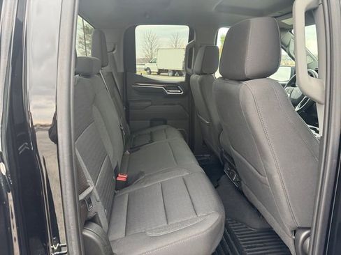 Used 2023 Chevrolet Silverado 1500 RST AWD/4WD image 18