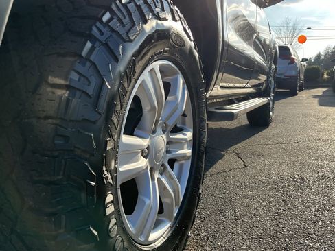 Used 2019 Ford Ranger XLT w/ FX4 Off-Road Package image 12