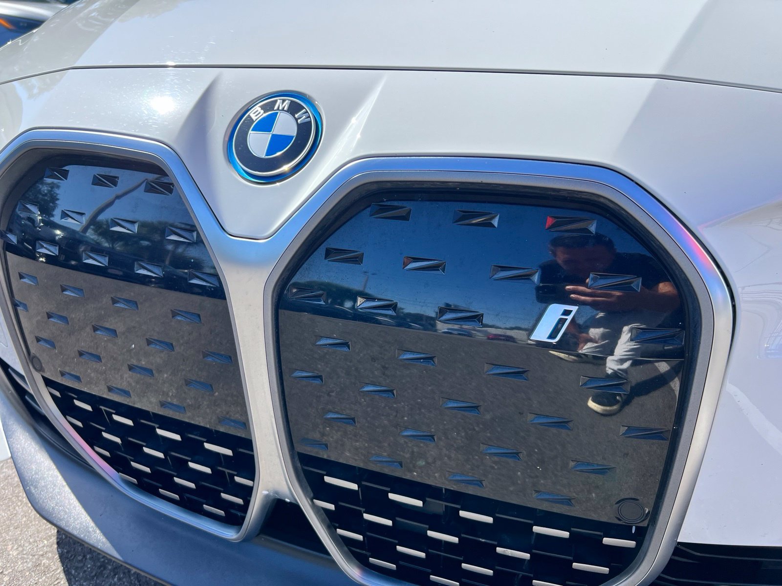 Used 2024 BMW i4 eDrive35 w/ Premium Package RWD image 77