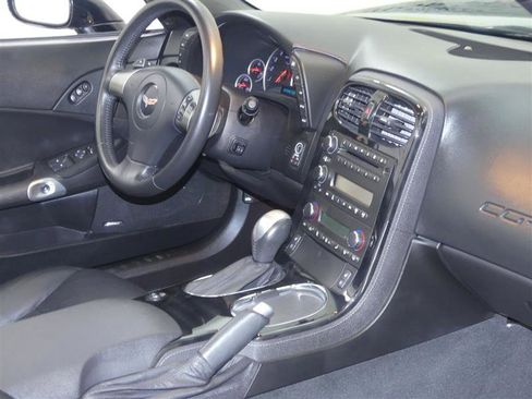 Used 2008 Chevrolet Corvette Coupe w/ Preferred Equipment Group RWD image 22