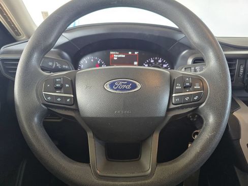 Used 2023 Ford Explorer 2WD image 15