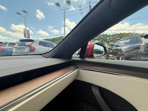 Used 2022 Tesla Model S AWD/4WD image 9