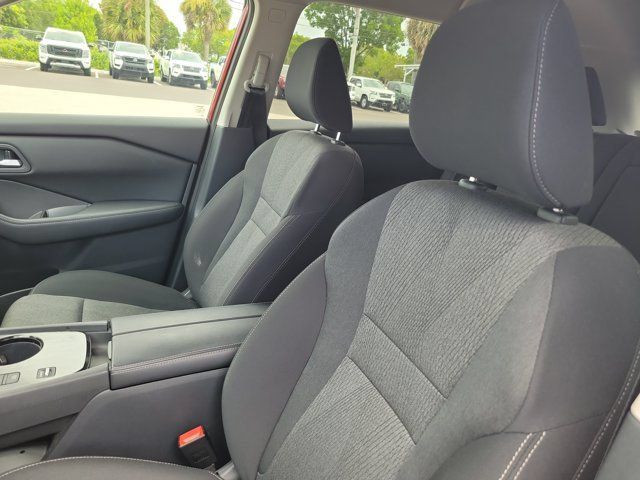 Certified 2026 Nissan Rogue SV FWD image 15