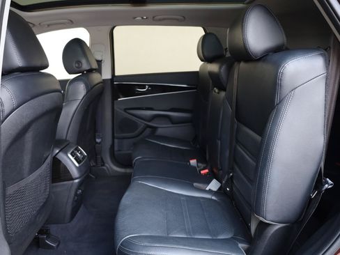 Used 2019 Kia Sorento EX AWD/4WD image 22