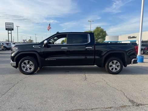 Used 2025 GMC Sierra 1500 SLT AWD/4WD image 3