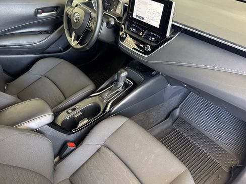 Certified 2025 Toyota Corolla SE FWD image 15