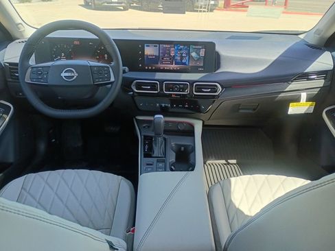 New 2026 Nissan Sentra SL w/ Floor Mat Package image 8