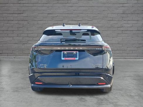 Used 2023 Nissan Ariya AWD/4WD image 9