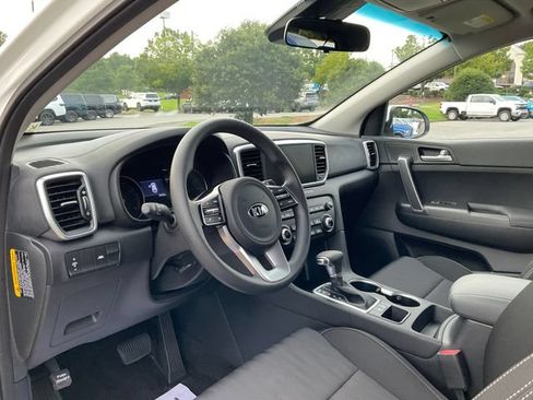 Used 2021 Kia Sportage LX FWD image 16