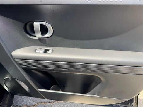 Certified 2024 Hyundai Ioniq 5 SEL RWD image 8