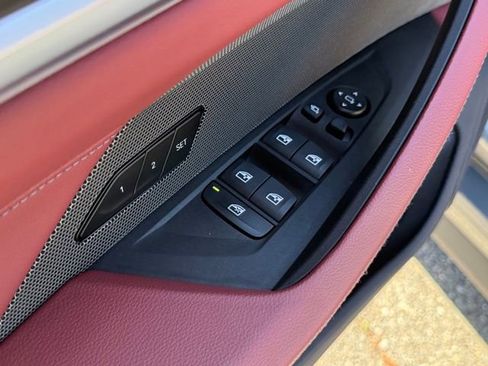 Used 2025 BMW i4 eDrive40 w/ Premium Package image 18