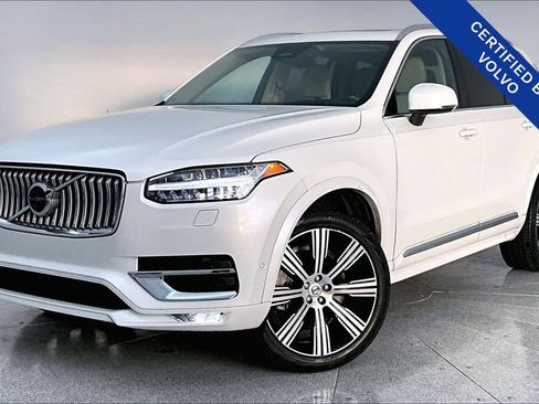 Used 2023 Volvo XC90 B6 Ultimate w/ Protection Package Premier image 15