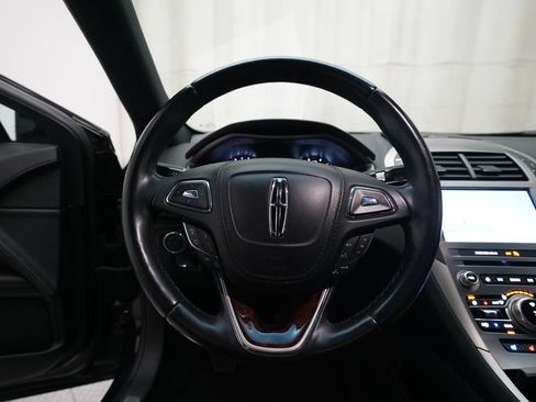 Used 2020 Lincoln MKZ Reserve w/ Monochromatic Package AWD/4WD image 4
