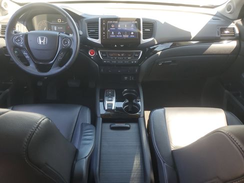 Used 2017 Honda Pilot Touring image 15