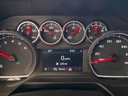 Used 2021 Chevrolet Tahoe LT w/ LT Signature Package image 19