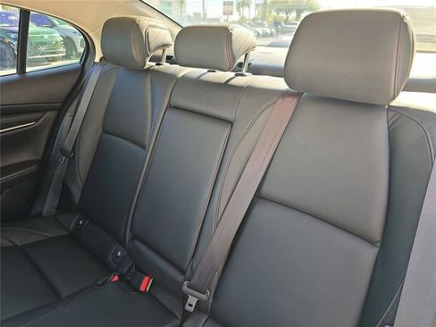 Used 2025 MAZDA MAZDA3 s FWD image 10