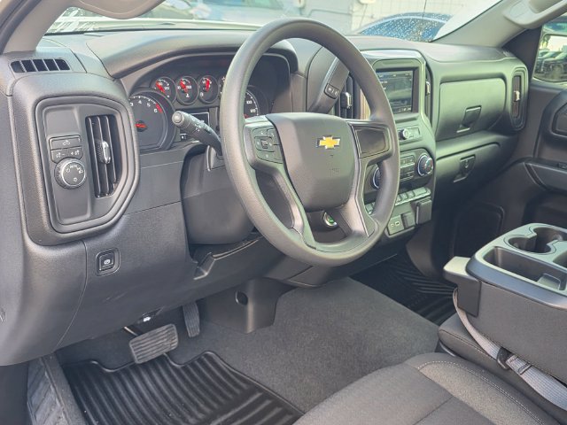 Certified 2026 Chevrolet Silverado 1500 Custom w/ LPO, Dark Essentials Package RWD image 9