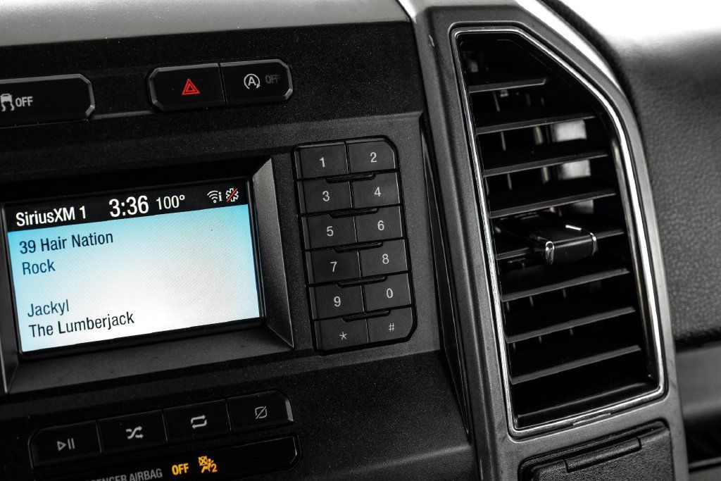 Used 2018 Ford F150 XLT w/ Equipment Group 301A Mid RWD image 22
