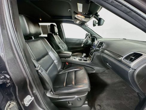 Used 2021 Jeep Grand Cherokee Limited AWD/4WD image 28
