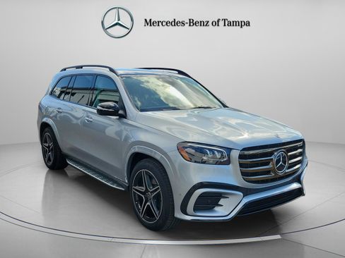 Certified 2026 Mercedes-Benz GLS 450 4MATIC image 5