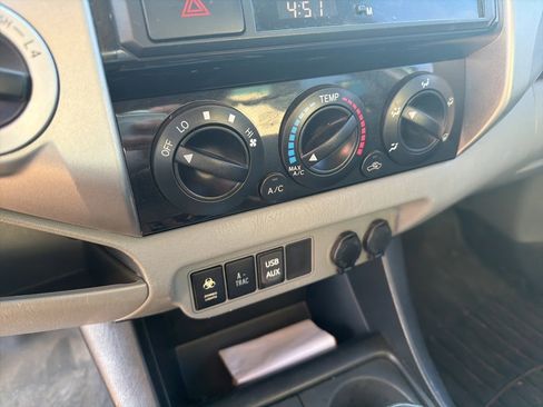 Used 2012 Toyota Tacoma 4x4 Double Cab image 18