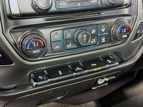 Used 2015 Chevrolet Silverado 2500 LT w/ LT Convenience Package AWD/4WD image 18