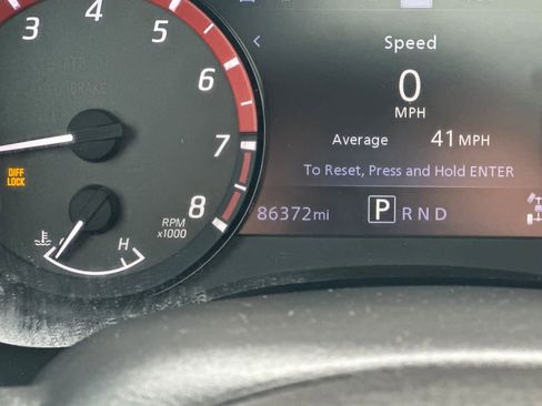 Used 2022 Nissan Frontier PRO-4X w/ Pro-4X Premium Package image 24