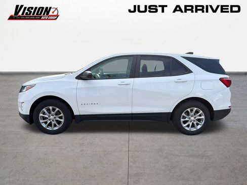 Used 2021 Chevrolet Equinox LS w/ LS Convenience Package AWD/4WD image 8