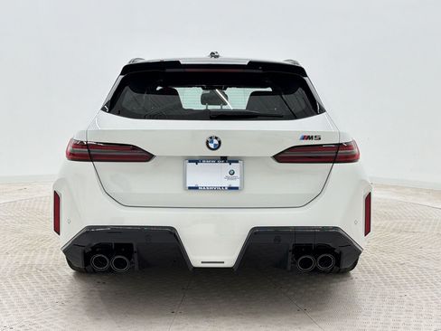 New 2027 BMW M5 Touring AWD/4WD image 10