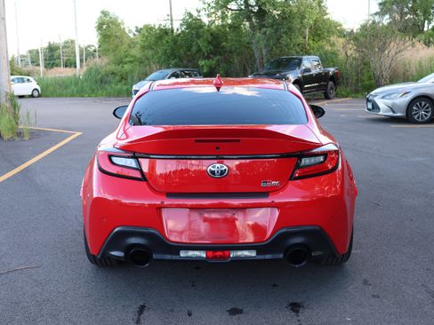 Used 2023 Toyota GR86 Premium RWD image 4