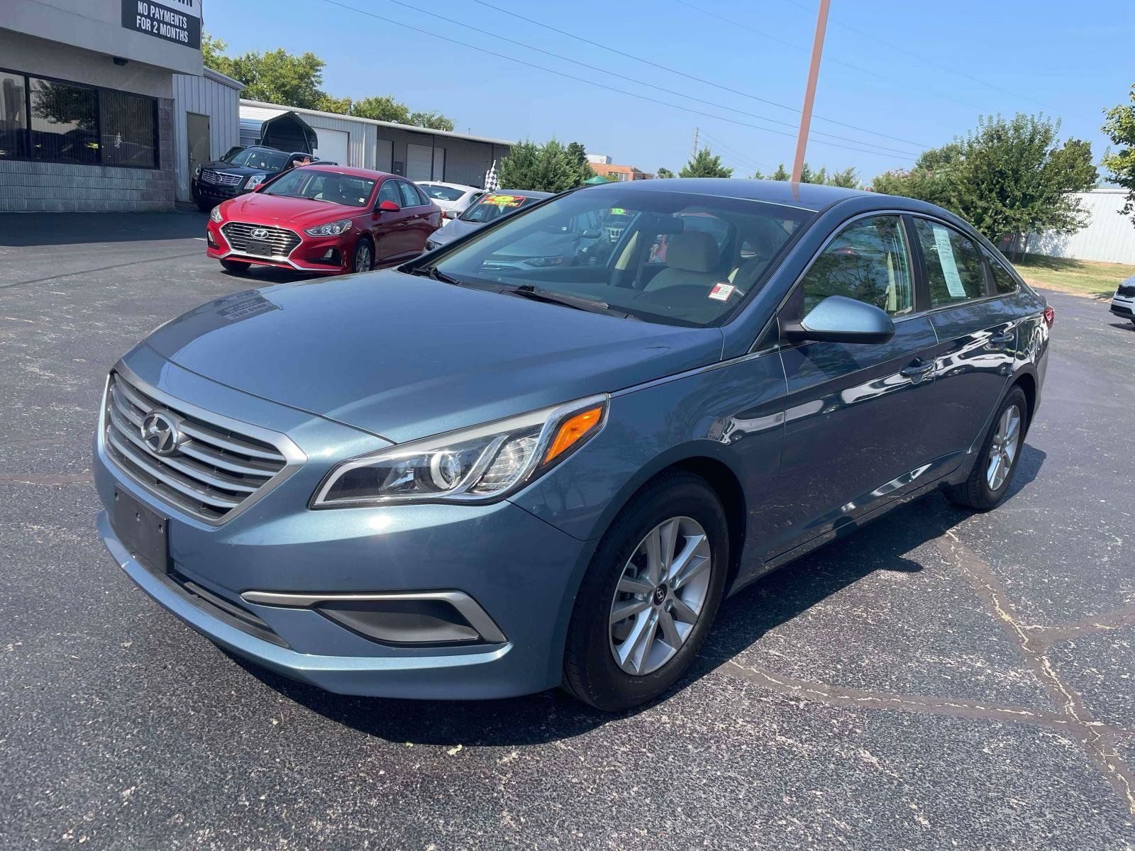 Used 2017 Hyundai Sonata SE FWD image 3