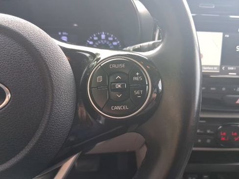 Used 2020 Kia Soul EX FWD image 18