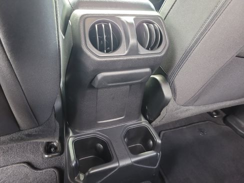 Used 2021 Jeep Gladiator Sport w/ Trailer Tow Package image 14