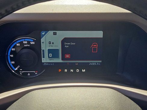 Used 2023 Ford Bronco Wildtrak image 27