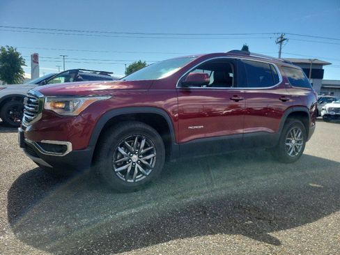 Used 2017 GMC Acadia SLT AWD/4WD image 1