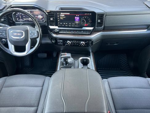 Used 2023 GMC Sierra 1500 Elevation AWD/4WD image 18