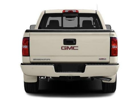 Used 2014 GMC Sierra 1500 SLT w/ All-Terrain Package AWD/4WD image 5