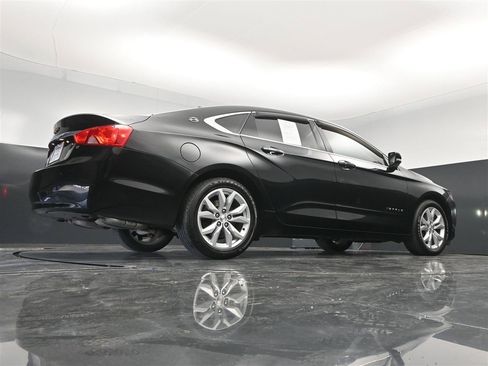 Used 2019 Chevrolet Impala LT w/ LT Convenience Package FWD image 31