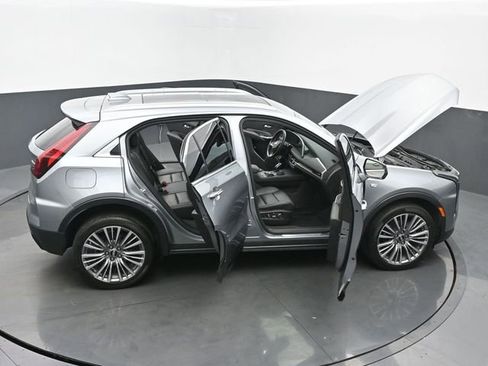 Used 2024 Cadillac XT4 Premium Luxury FWD image 63