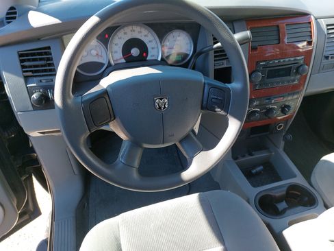 Used 2006 Dodge Durango SLT image 17
