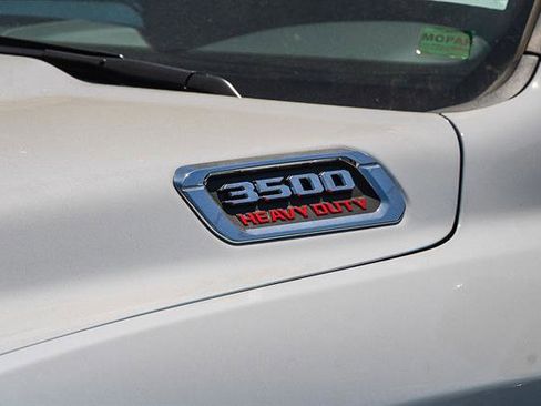 New 2025 RAM 3500 Limited image 9