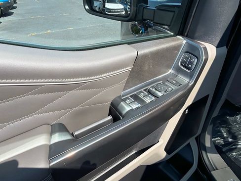 New 2026 Ford F350 Platinum w/ Platinum Plus Package AWD/4WD image 8