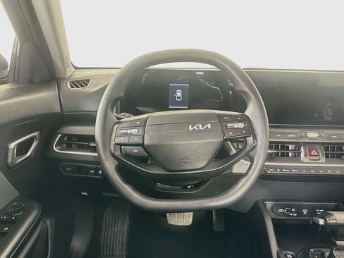 Used 2025 Kia K4 FWD image 18