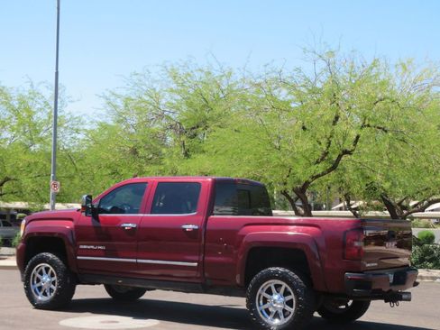 Used 2016 GMC Sierra 3500 Denali w/ Duramax Plus Package AWD/4WD image 5