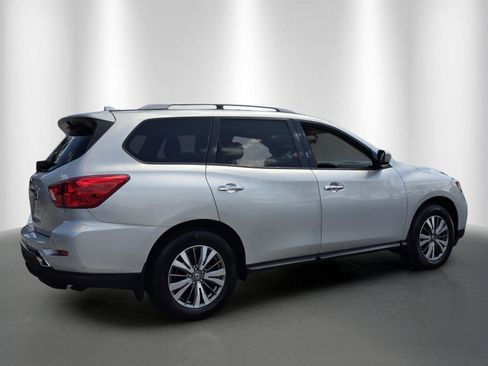 Used 2020 Nissan Pathfinder S FWD image 7