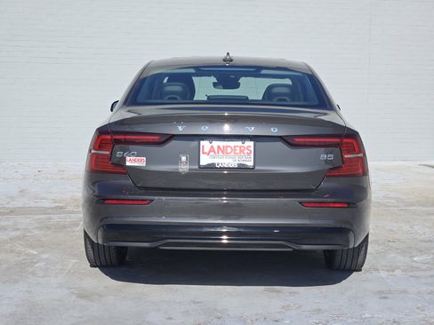 Used 2025 Volvo S60 B5 Core image 7