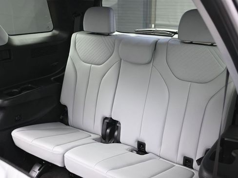 Used 2025 Hyundai Palisade SEL image 39