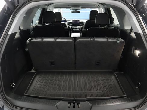 Certified 2023 Ford Explorer Limited w/ Equipment Group 301A AWD/4WD image 15