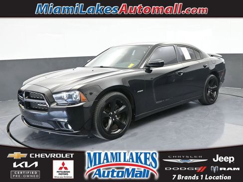 Used 2014 Dodge Charger R/T w/ Blacktop Package image 1