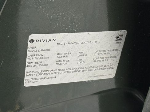 Used 2024 Rivian R1S Adventure AWD/4WD image 49